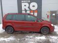 Kuva 1: Volkswagen Touran 1.4 TSI BMY 2007