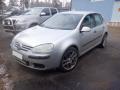 Kuva 1: VW Golf V 5D HB 1.6i 8V MT5 Comfortline 2005