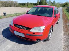 Ford Mondeo 1.8 sedan -02
