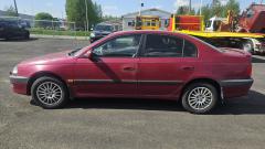 TOYOTA AVENSIS T22 1.8 i sedan