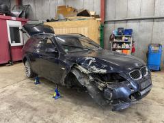 Bmw E61 535d LCI musta