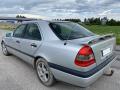 Kuva 1: Mercedes-Benz C 180 sed -96 1997