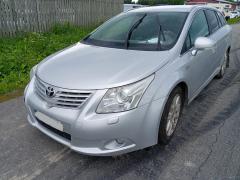 Toyota Avensis 2.2 D-4D farm. -09