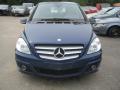 Kuva 1: Mercedes-Benz B 150-200 180cdi 2010