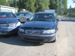 Volvo V70 2.4i