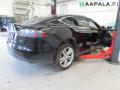 Kuva 1: Tesla Model S 85D AWD 2015