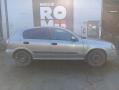 Kuva 1: Nissan Almera (N16)  1.5 2005