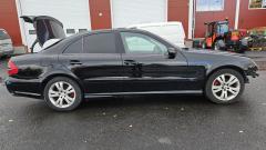 Mercedes-Benz (w211) 220 CDI sedan -03