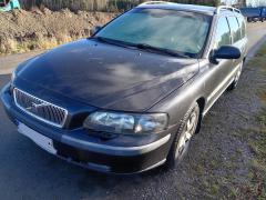 Volvo V70 2.4 T -02