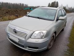 Toyota Avensis 2.0 D-4D farm. -03