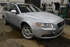 Volvo V70 (III) 2009 2.0 Diesel Farmari