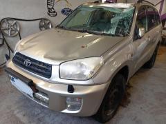 Toyota RAV4 1.8VVT-i -02