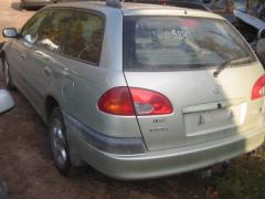 Toyota Avensis 2.0i 16V Farm