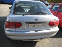Ford Escort 1.6i16zetev 16