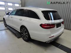 Mercedes-Benz E (W213) 300 de Farm