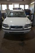 Volvo V70 2.4