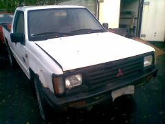 Mitsubishi L200 4WD 2,5D -88