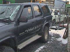 Toyota 4runner harmaa