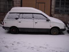 Mitsubishi Space Wagon GLX -88