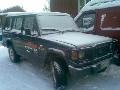Mitsubishi Pajero 2,5TD pitkä -88