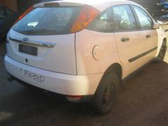 Ford Focus 1.6i 16V 5/HB