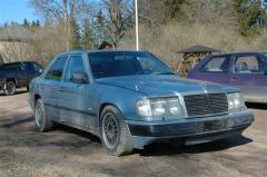 Mercedes-Benz124 300Daut.-86 sedan