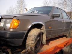 Mercedes-Benz 230E -89