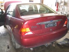 Ford Focus 1.6i 16v 74kw sedan ghia
