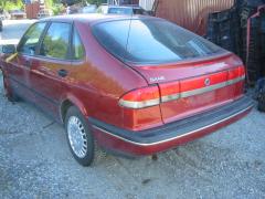 Saab 900