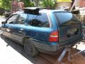 Kuva 1: Ford Mondeo 2,0 farm -94 1994