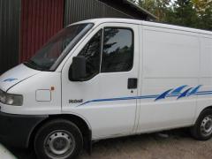 Peugeot Boxer 1,9TD lyht, matala -97