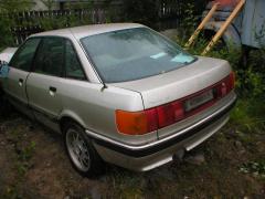 Audi 80