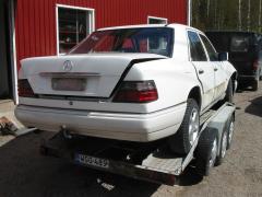 Mercedes-Benz E 124 200 D Sed