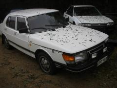 Saab 900