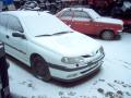 Kuva 1: Renault Laguna 2.0 RT 1994