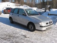 Seat Ibiza 1,6i 5D HB -00