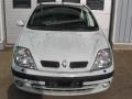 Kuva 1: Renault Scnic 1.6 16V 2000