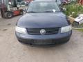 Kuva 1: Volkswagen Passat 1.8  2000