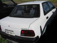 Daihatsu Applause