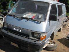 Toyota Hiace 2,4D 4x4 -90 pitkä