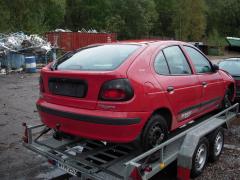 Renault Mgane 1,6 HB -99