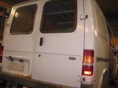 Ford Transit 2,5d lyhyt matala