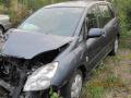 Kuva 1: Toyota Corolla verso 1.6  2002