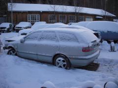 Volvo V40 -98