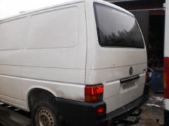 Volkswagen Transporter 2,4D valk. lyhyt -99