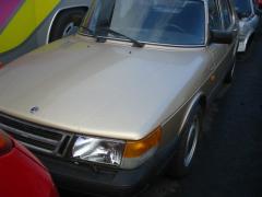 Saab 900