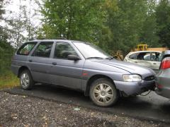 Ford Escort 1.8I 16V FARMARI