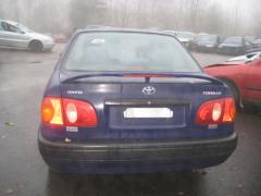 Toyota Corolla 1.6i 16v 81kw sedan