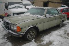 Mercedes-Benz 200-300 GOUPE