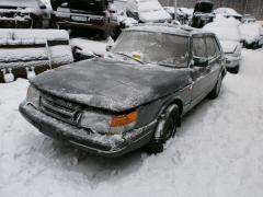 Saab 900